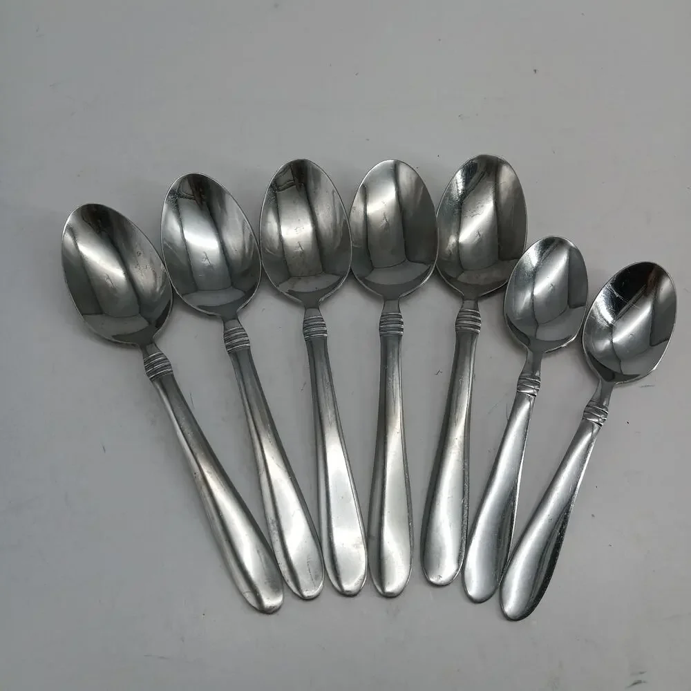 7X Spns Oneida Banbury Pattern Spoons Stainless Steel Flatware Table Teaspoons
